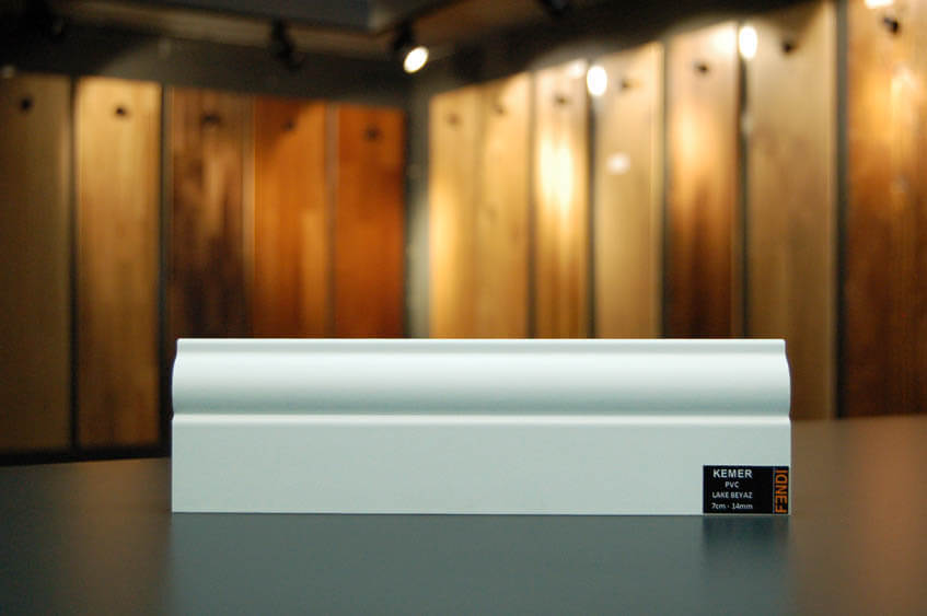 7 CM Kemer Beyaz Lake Süpürgelik