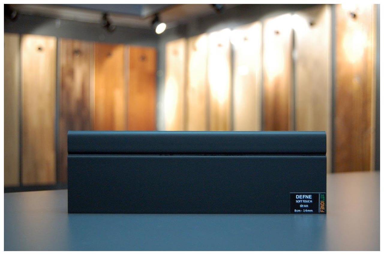 8 cm Defne Soft Touch Siyah Süpürgelik